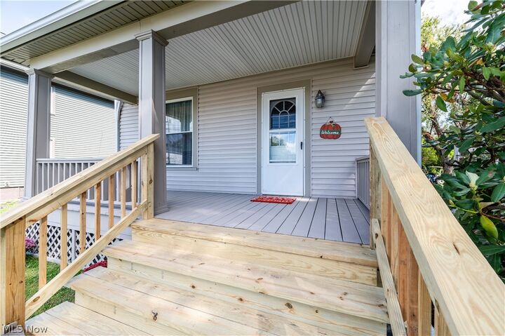 Property Photo: 970 N Market Street OH 44413