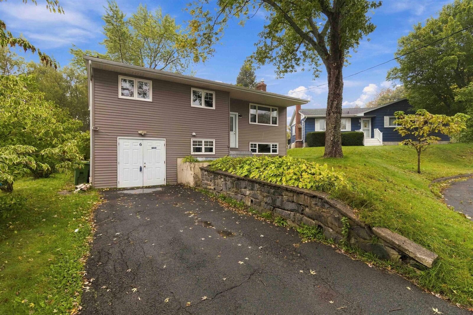 Property Photo:  6 Sandra Crt  NS B2W 3J4 