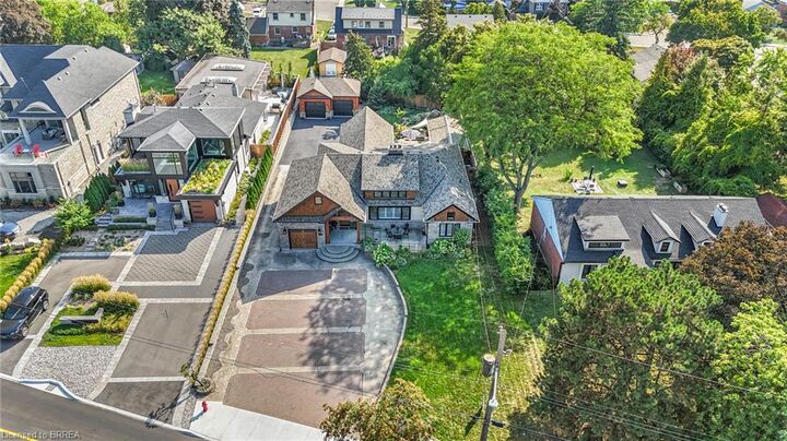 Property Photo:  60 Mountain Brow Boulevard  ON L8T 1A4 