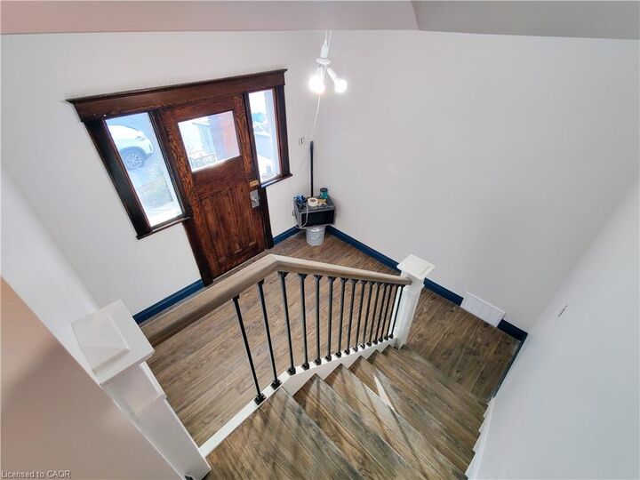 Property Photo:  134 Ontario Avenue 2  ON L8N 2X3 