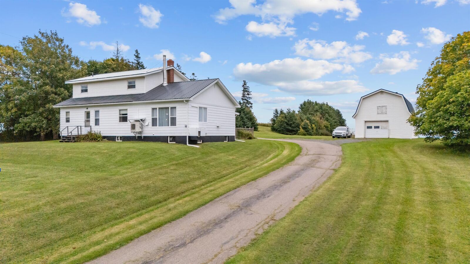 Property Photo:  562 East Point Road  PE C0A 2B0 