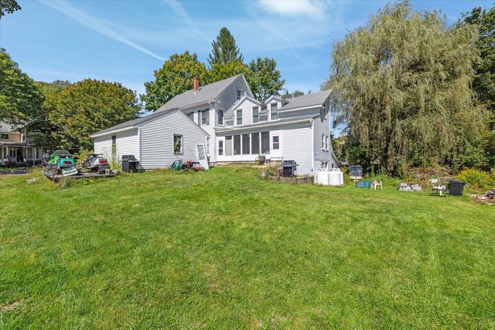 Property Photo:  13 Mechanic St  MA 01475 