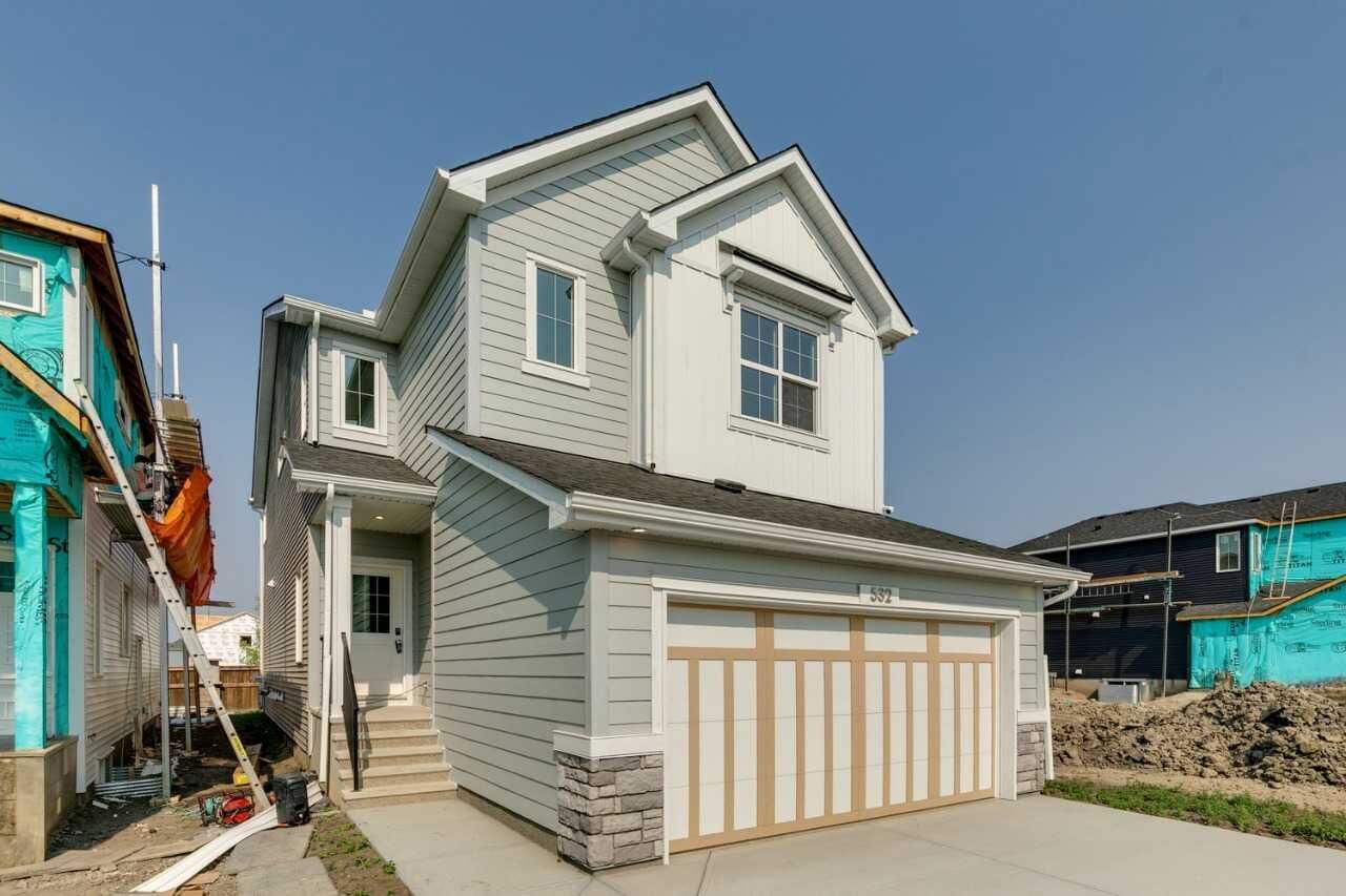 Property Photo:  532 Buffaloberry Manor SE  AB T3M 4G6 