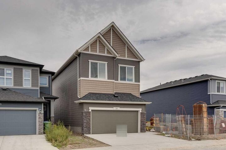 Property Photo:  34 Amblefield Common NW  AB T3P 2L7 