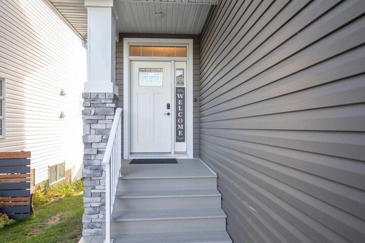 Property Photo:  107 Vancouver Crescent  AB T4R 0P3 
