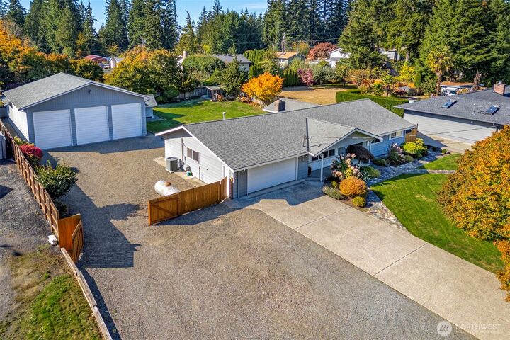 Property Photo: 3706 99th Drive SE WA 98258