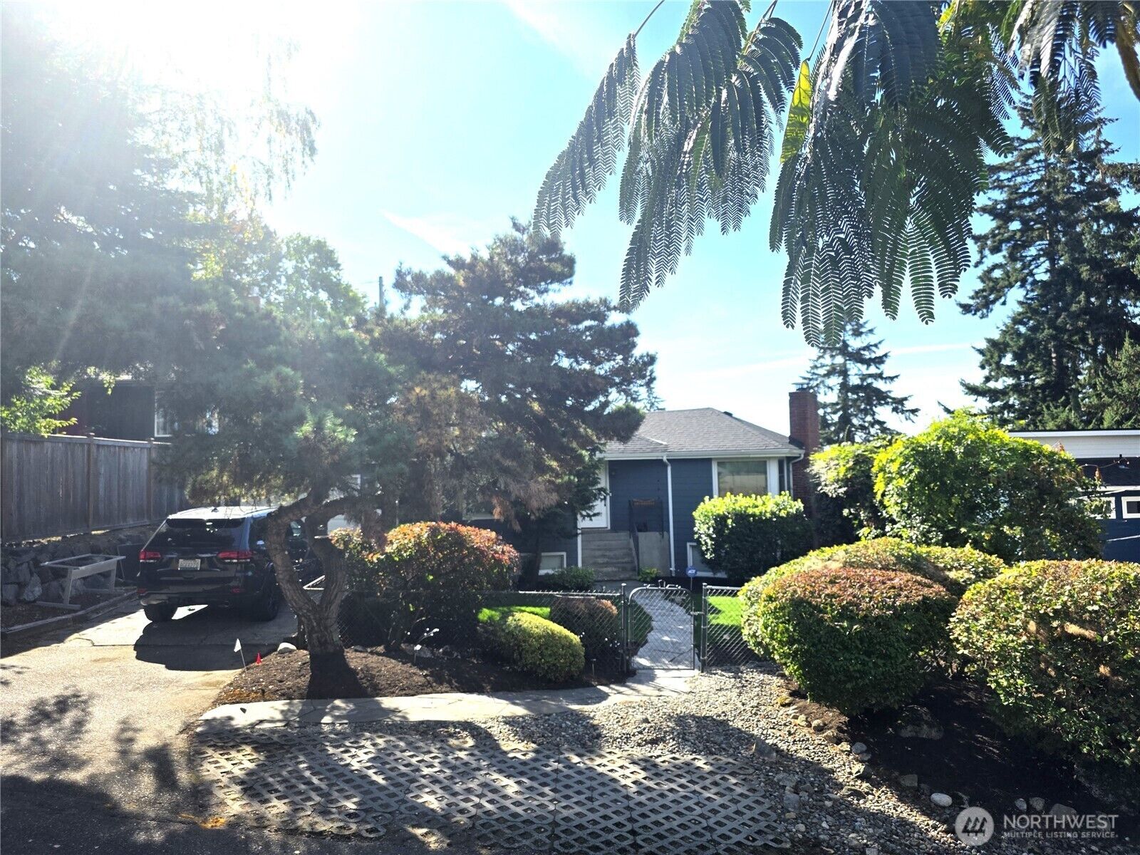 Property Photo:  2569 NE 85th Street  WA 98115 