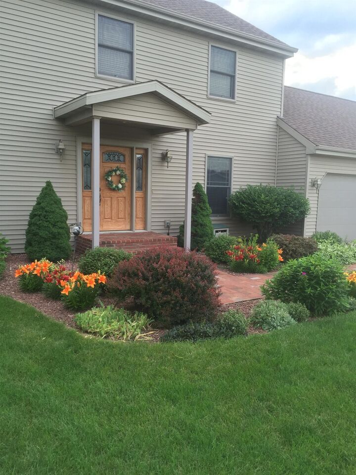 Property Photo: 14592 Donnalynn Drive IL 61080
