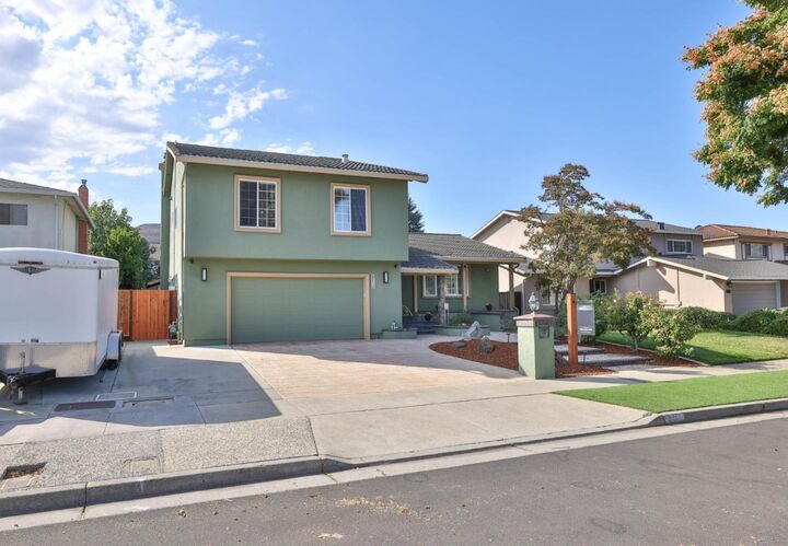 Property Photo:  310 Viscaino Way  CA 95119 