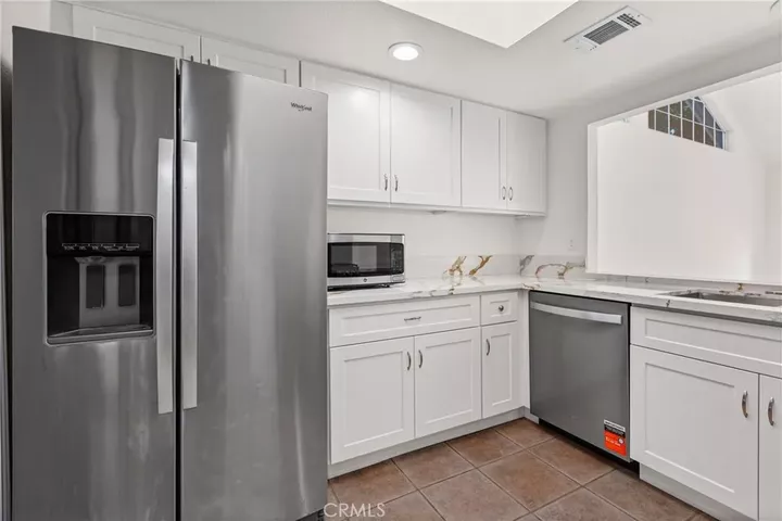 Property Photo:  1346 Woodmere  CA 93455 