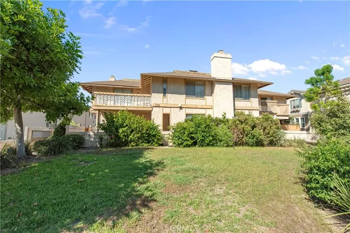 Property Photo: 735 Arcadia Avenue L CA 91007