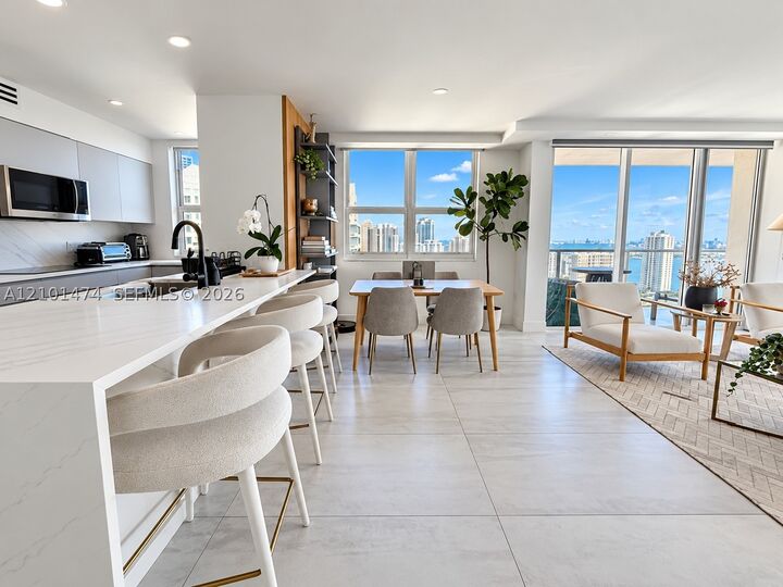Property Photo: 1155 Brickell Bay Dr 3010 FL 33131