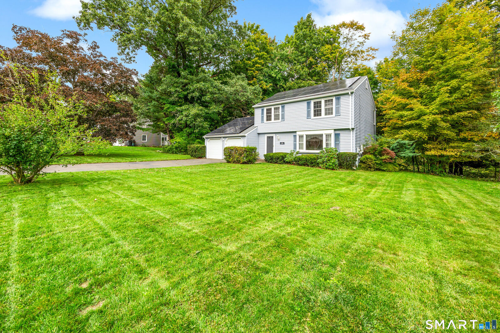 Property Photo:  50 Foxwood Court  CT 06410 