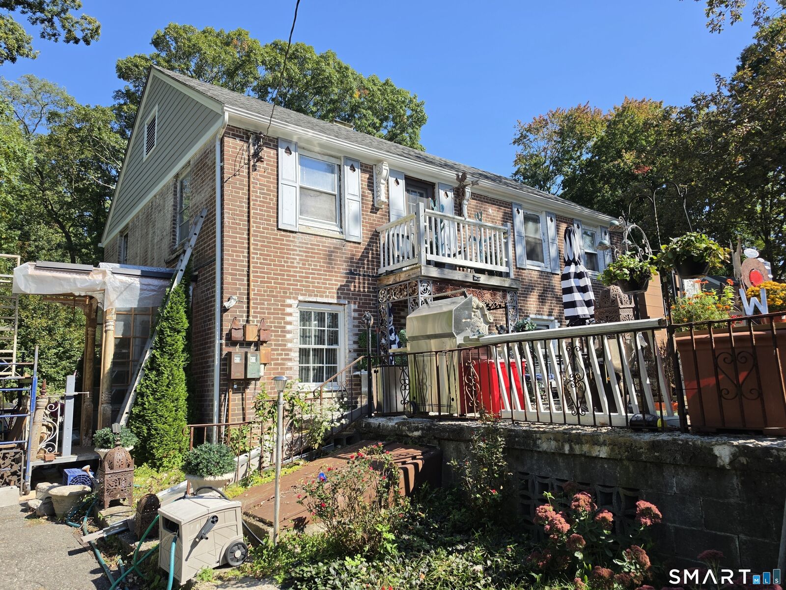 Property Photo: 697-701 Pearl Harbor Street CT 06610