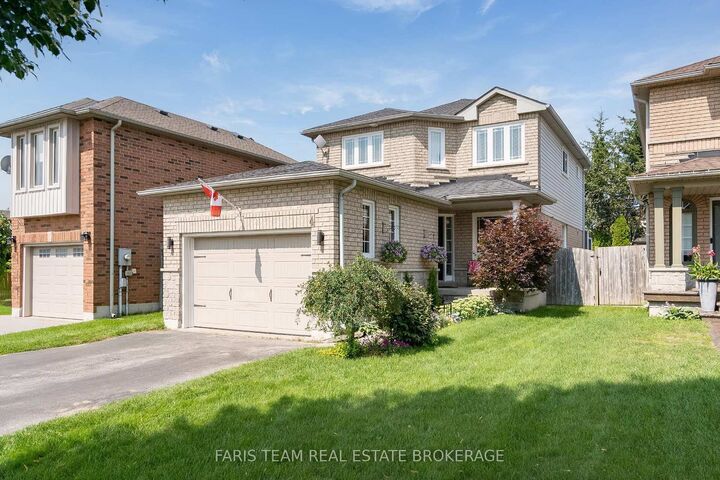 Property Photo:  4 Bluegrass Drive  ON L4N 9N6 