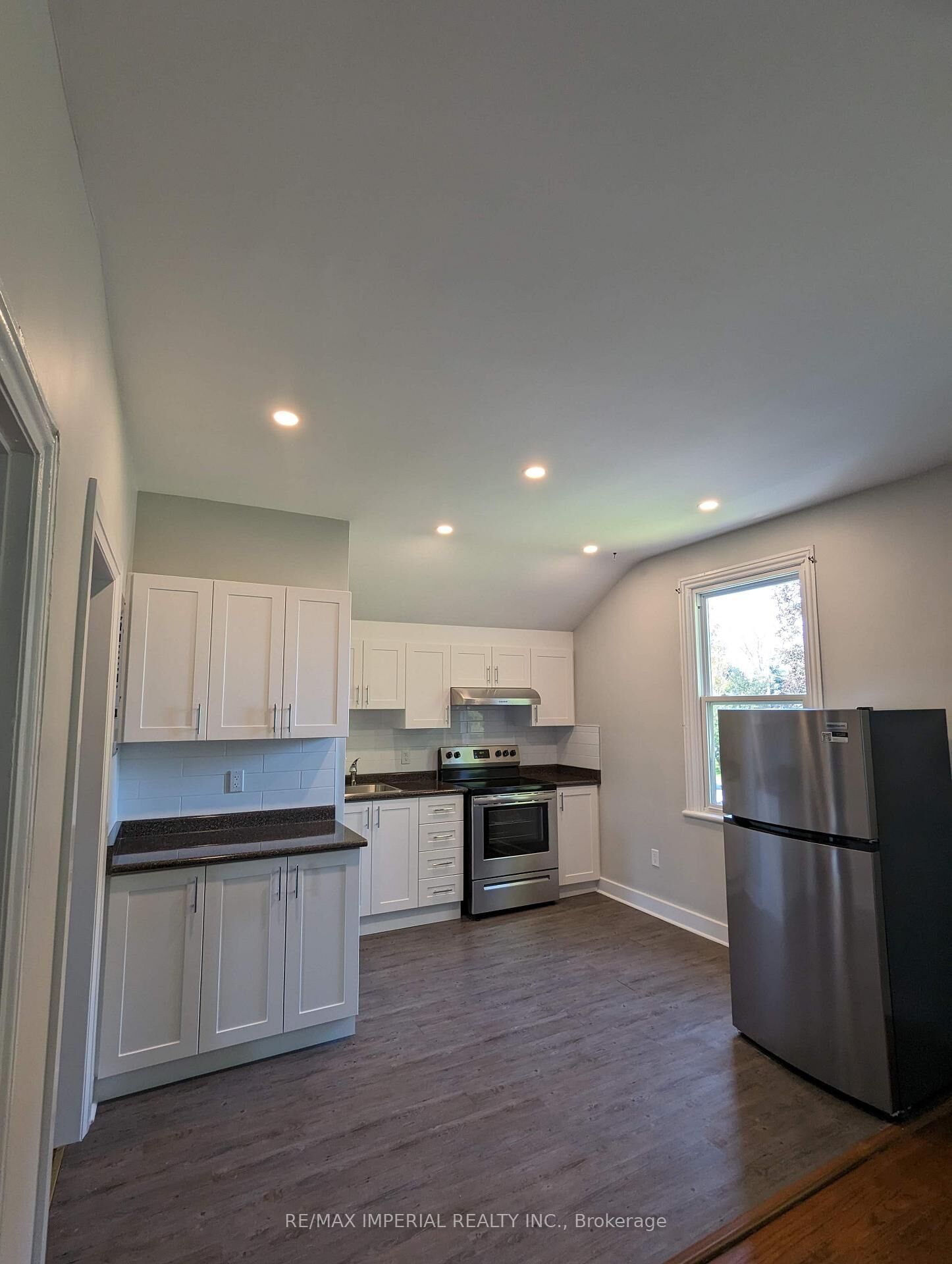 Property Photo:  2 Huron Street Upper  ON K9V 2H2 