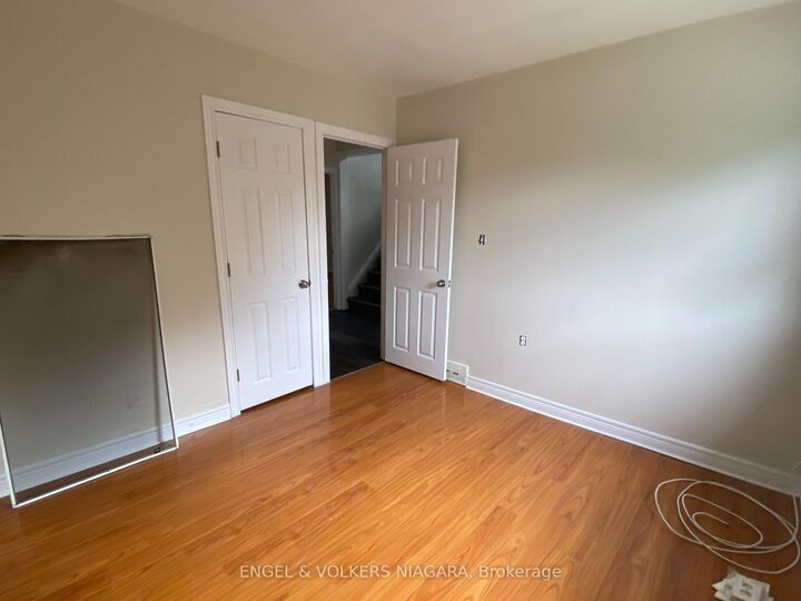 Property Photo:  5006 Willmott Street 2  ON L2E 1Z8 