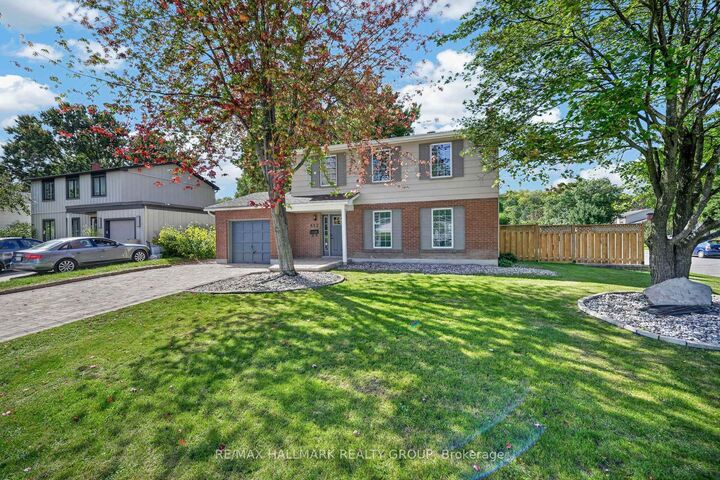 Property Photo:  612 Clancy Street  ON K1J 7T9 