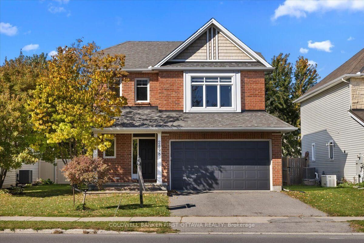 Property Photo:  2898 Findlay Creek Drive  ON K1T 0G6 