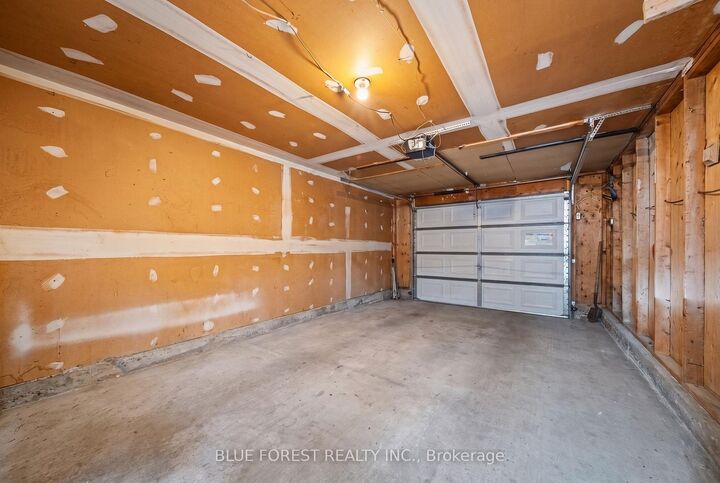 Property Photo:  10 Berkshire Court  ON N6J 3N7 