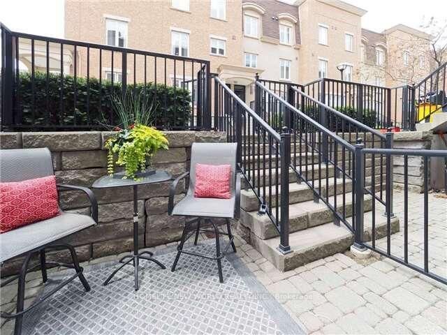 Property Photo:  42 Western Battery Road 727  ON M6K 3P1 