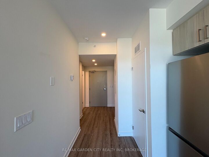Property Photo:  350 Prince Charles Drive 326  ON L3C 7B3 