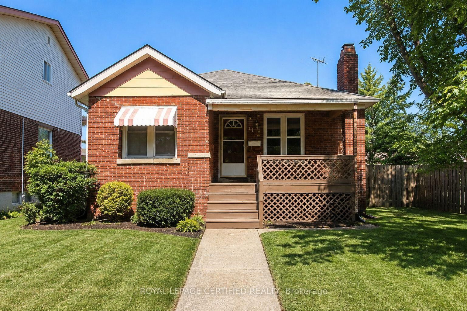 Property Photo:  1184 Janette Avenue  ON N9A 5A7 