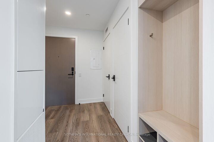Property Photo: 30 Mutual Street E0207 ON M5B 2A7