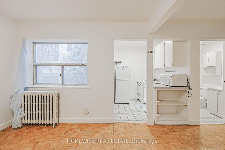 Property Photo:  33 Maitland Street 312  ON M4Y 1C8 