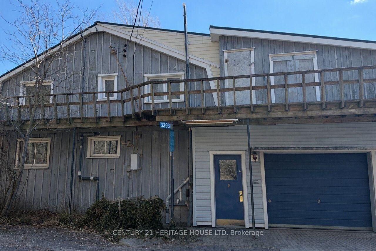 Property Photo: 3393 Waneeta Drive ON N5H 2R2