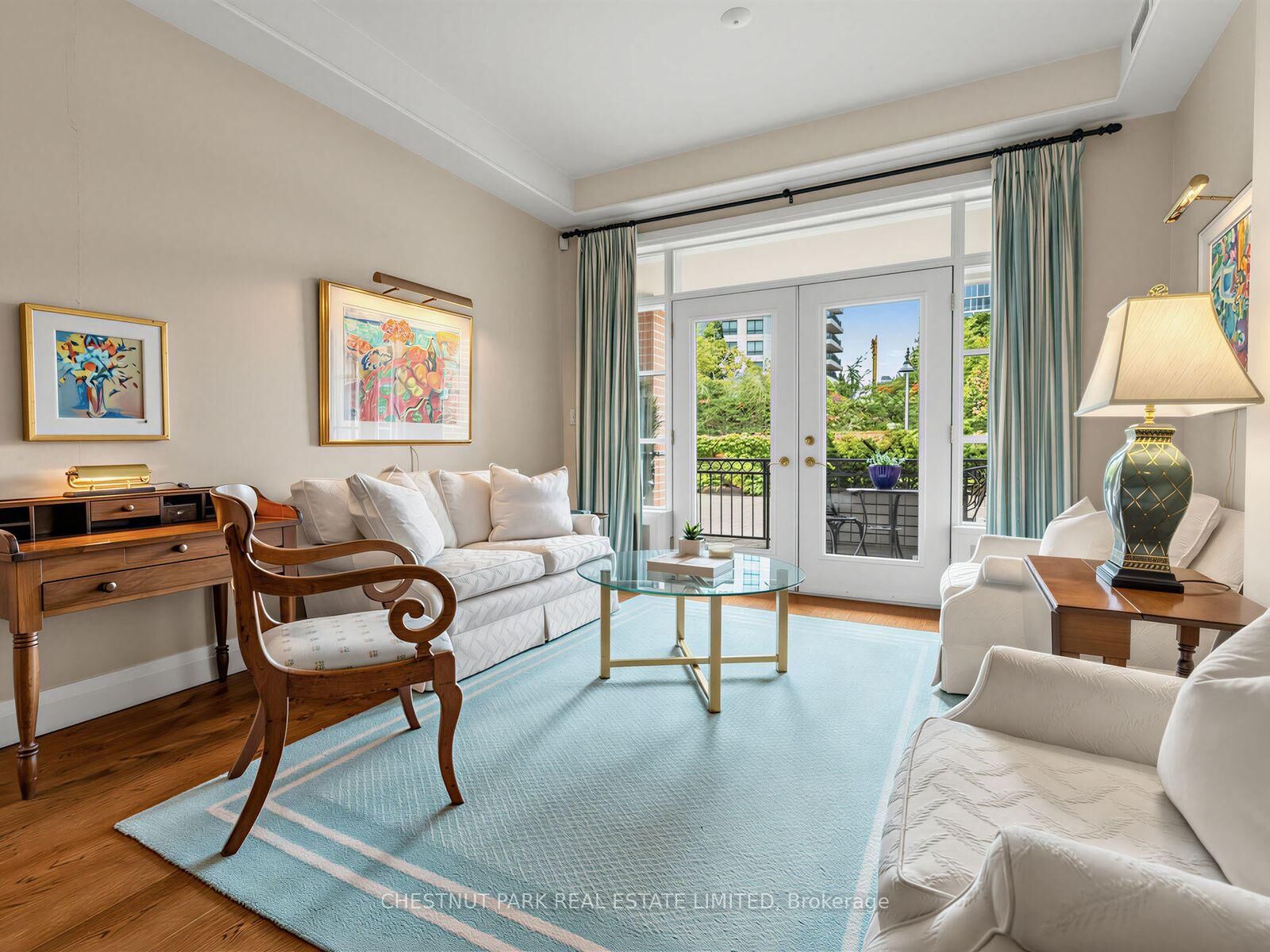 Property Photo:  21 Shaftesbury Avenue 104  ON M4T 3B4 