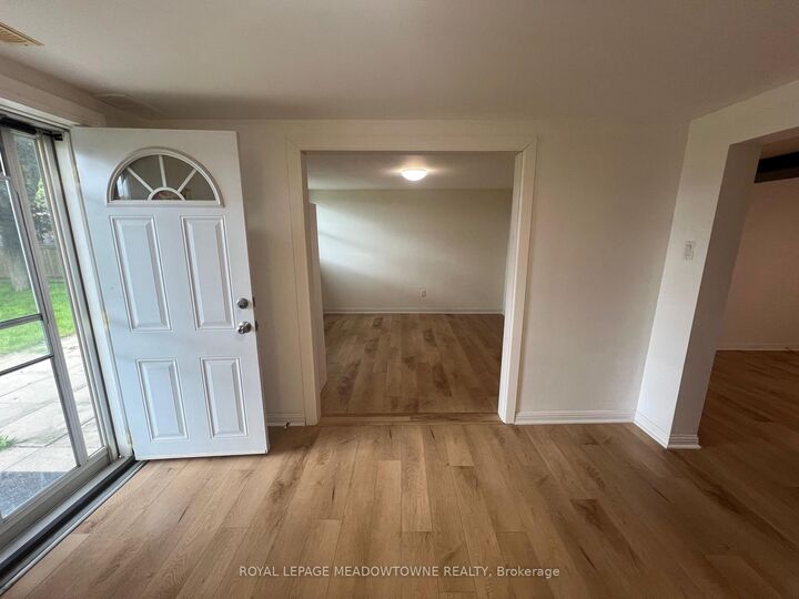 Property Photo:  44 Lauris Avenue E Lower  ON N1R 5L4 
