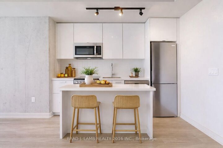 Property Photo:  284 King Street E 2603  ON M5A 1K4 