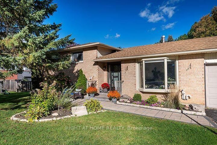Property Photo:  45 Centennial Avenue  ON L9N 1H1 