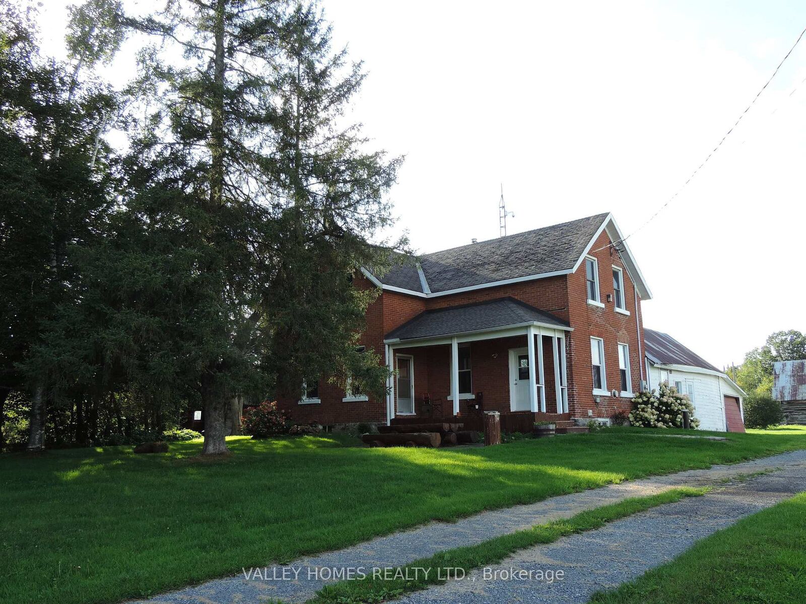 Property Photo:  11768 Highway 7 Highway  ON K7C 0C5 