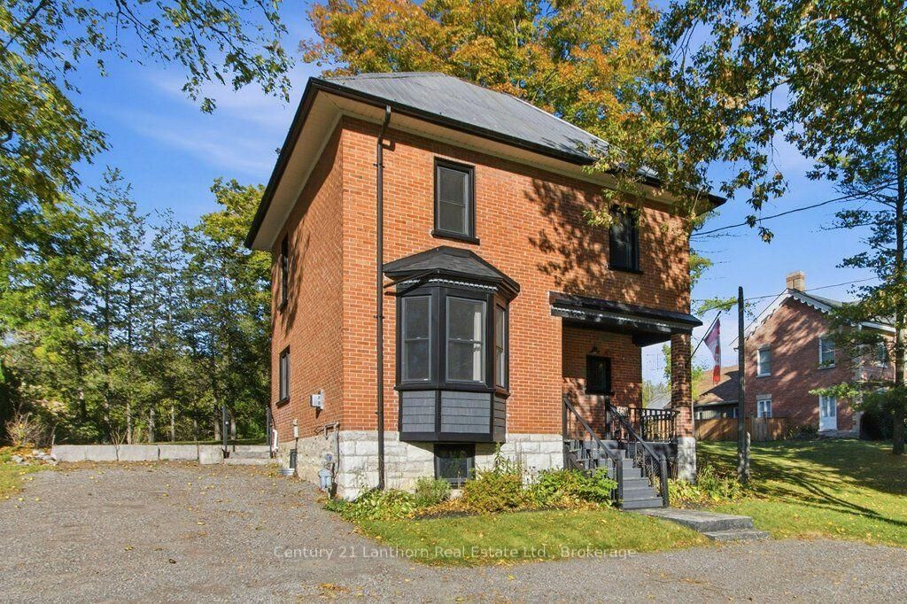 Property Photo: 320 Grand Road ON K0L 1L0