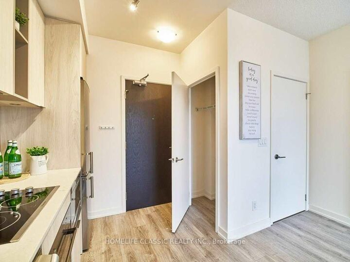 Property Photo: 200 Sackville Street 1103 ON M5A 0B9