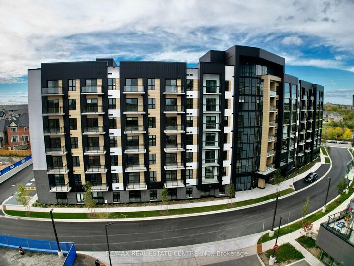 Property Photo:  3008 William Cutmore Boulevard 411  ON L6H 8A4 