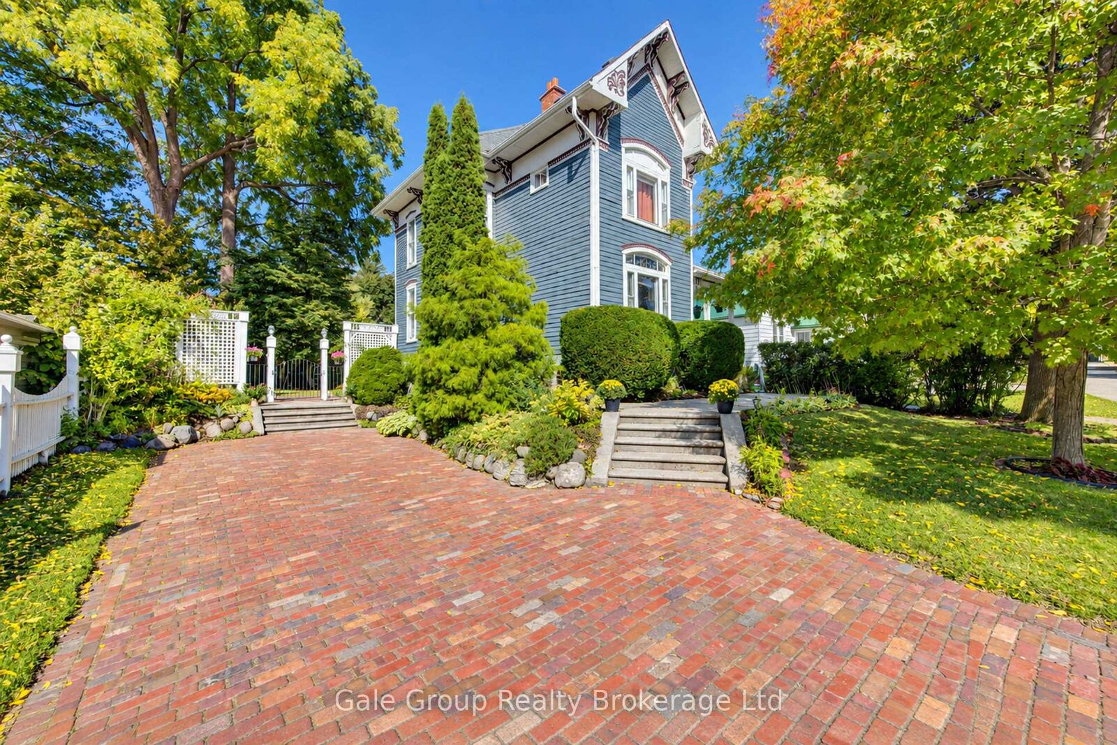Property Photo:  551 Grant Street  ON N4S 4Z1 