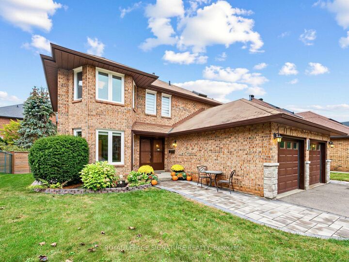 Property Photo:  30 Invermarge Drive  ON M1C 3M4 
