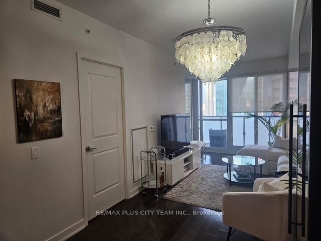 Property Photo:  1 The Esplanade N/A 2303  ON M5E 0A8 