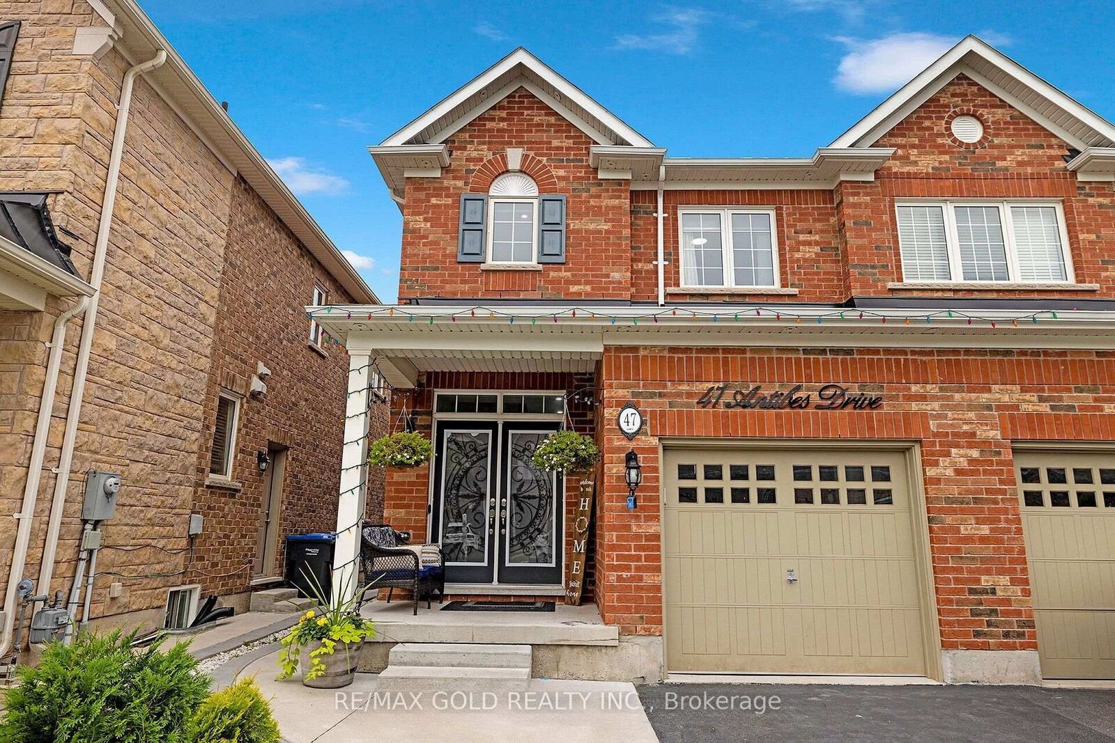 Property Photo:  47 Antibes Drive  ON L6X 5H6 