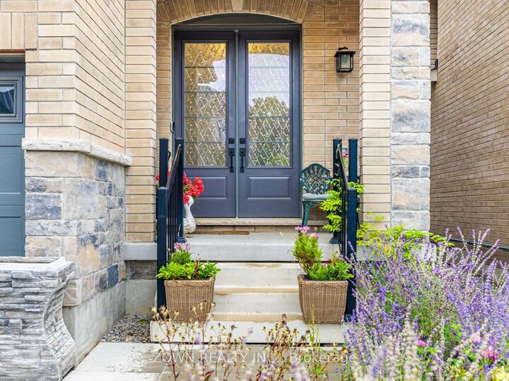 Property Photo:  1352 Blackmore Street  ON L9S 0P2 