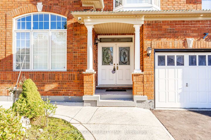 Property Photo:  7 Bettey Road  ON L6P 1S9 