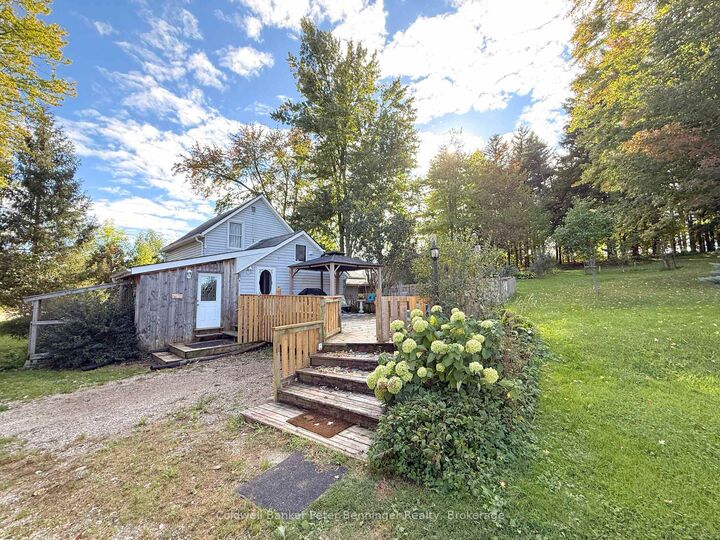Property Photo:  158 Bruce Rd 17 Road  ON N0H 2N0 