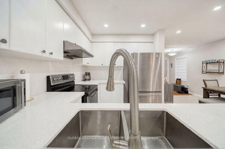 Property Photo:  101 Albright Road  ON L6X 5E3 