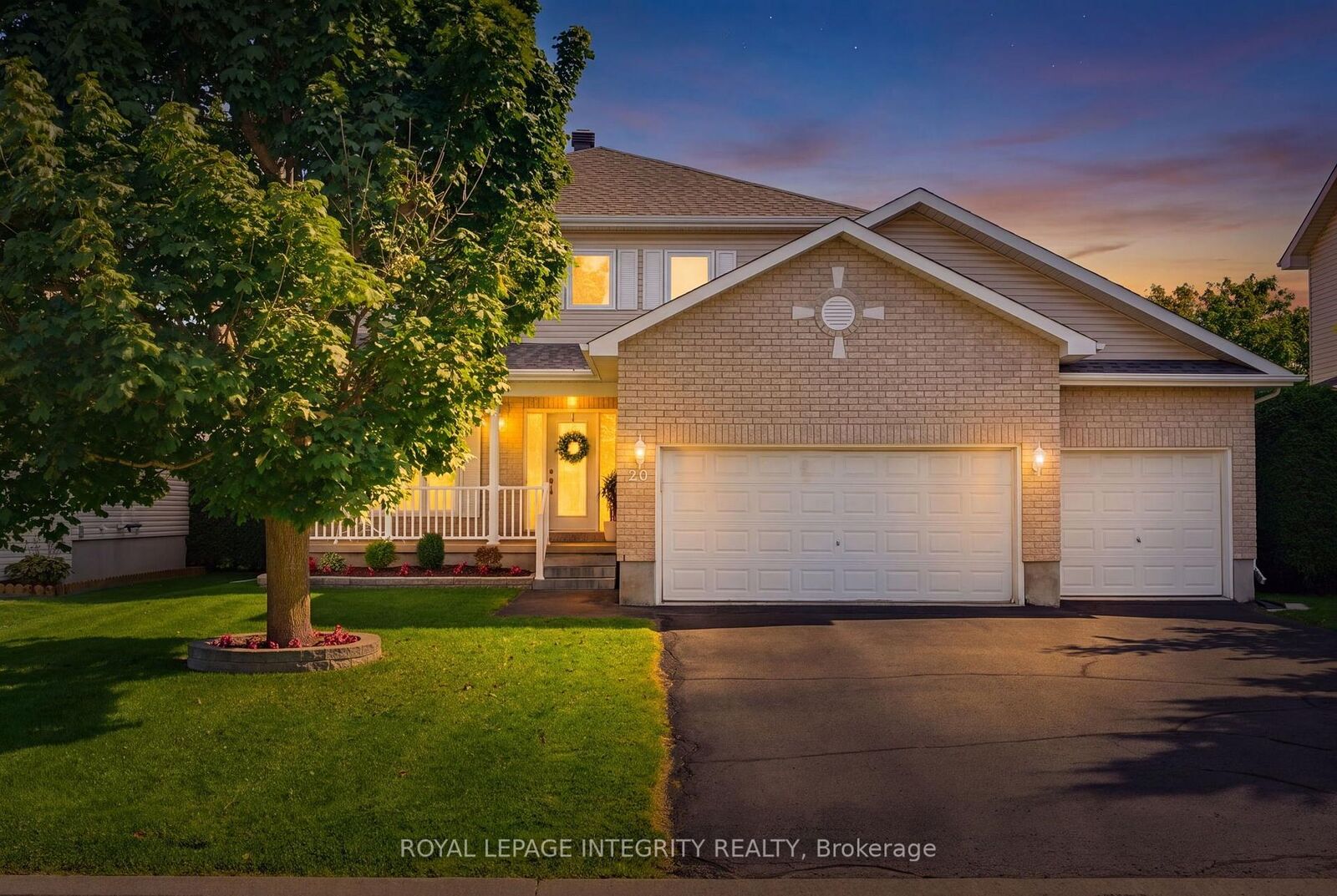 Property Photo:  20 Merlin Street  ON K0A 1W0 