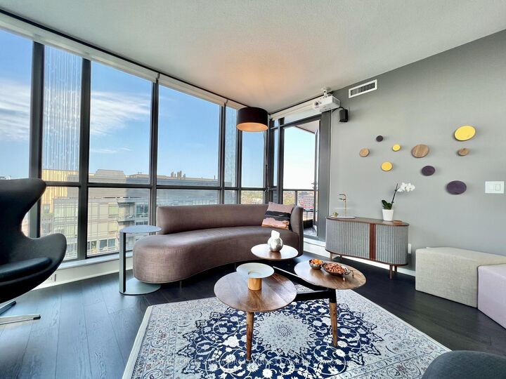 Property Photo:  8 Charlotte Street 2107  ON M5V 0K4 