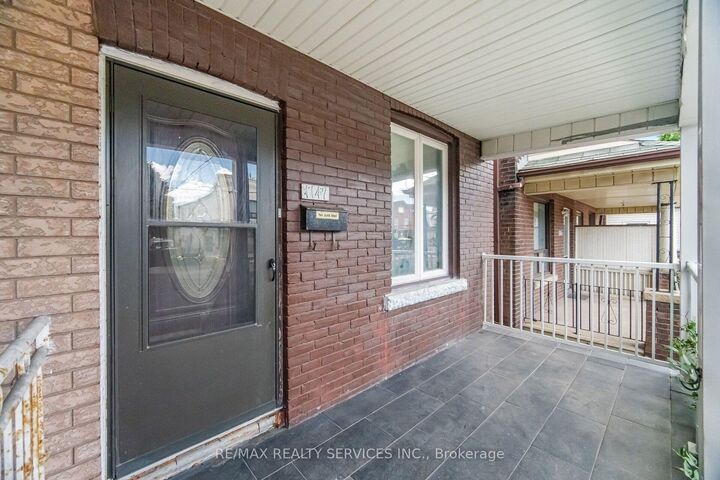 Property Photo:  1147 Dufferin Street  ON M6H 4B7 