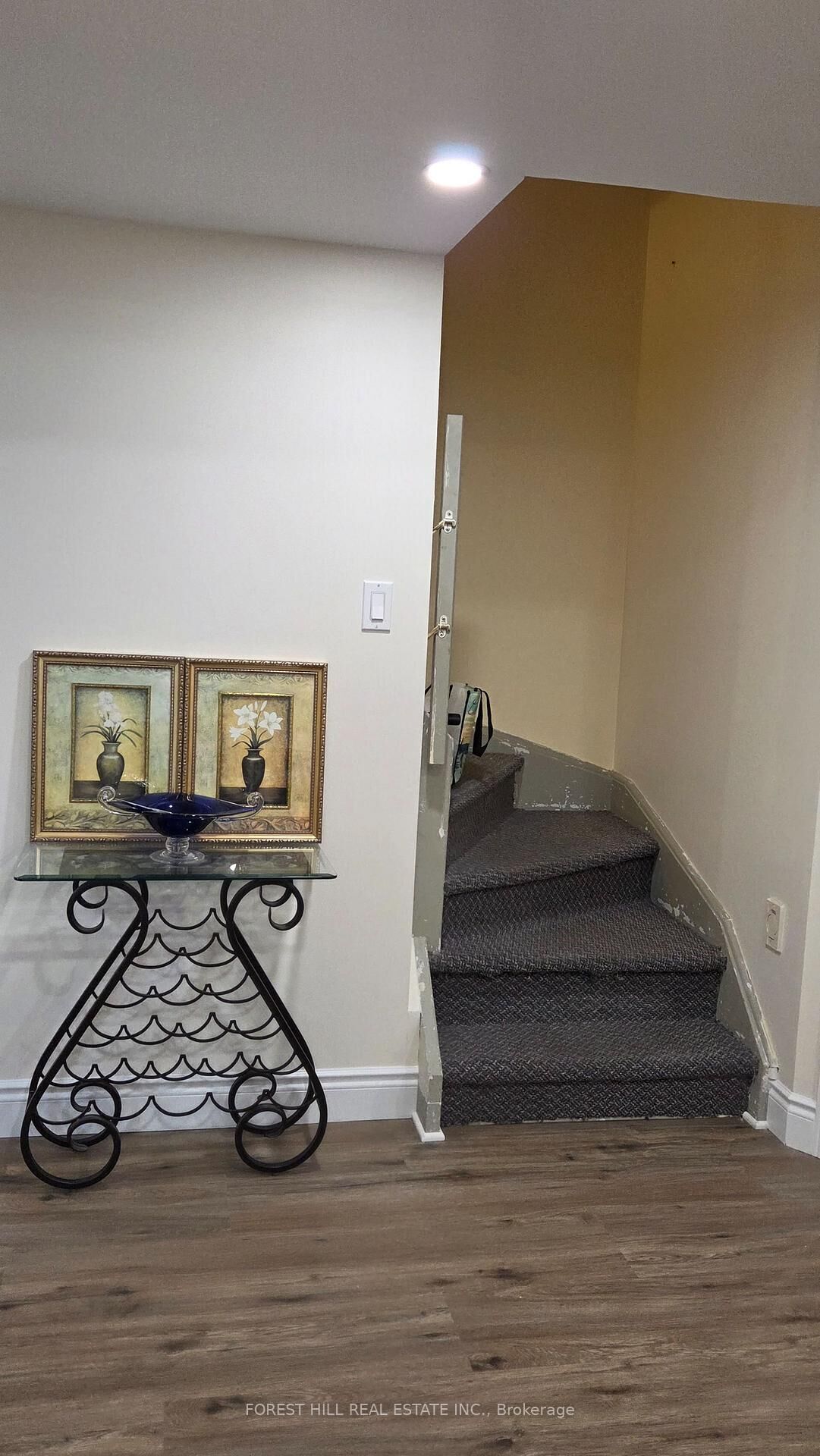 Property Photo:  957 Sonoma Court  ON L5V 2P4 